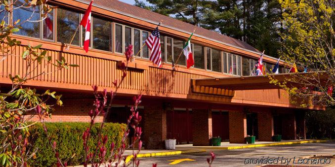 The Inn At Crumpin-Fox Bernardston Bagian luar foto